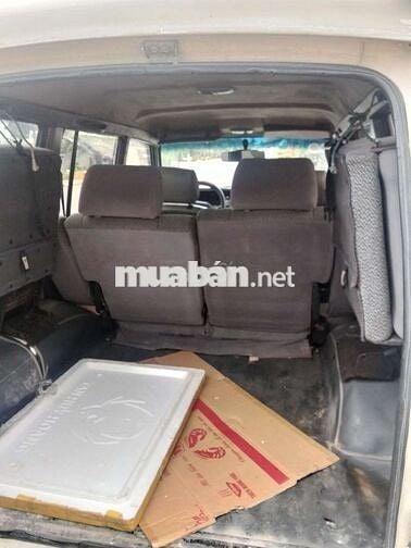 Bán xe 7 chỗ máy dầu,2 cầu còn đủ