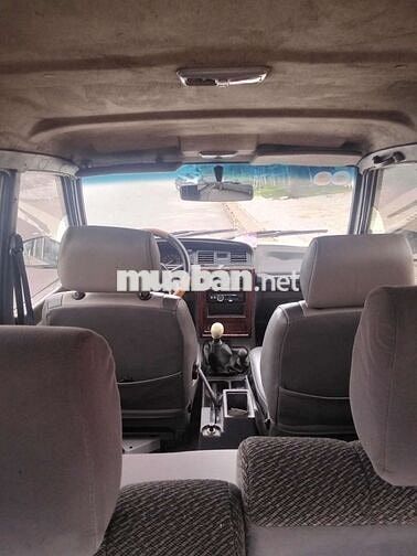 Bán xe 7 chỗ máy dầu,2 cầu còn đủ