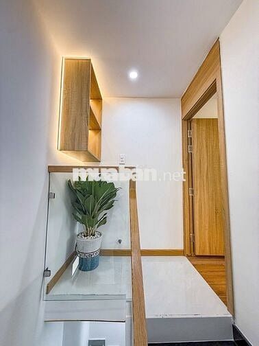 SIÊU PHẨM NHÀ MỚI, 3 TẦNG LẦU- CHỈ 3.88 TỶ NGUYỄN HỮU CẢNH BÌNH THẠNH