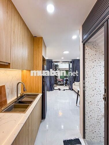 SIÊU PHẨM NHÀ MỚI, 3 TẦNG LẦU- CHỈ 3.88 TỶ NGUYỄN HỮU CẢNH BÌNH THẠNH