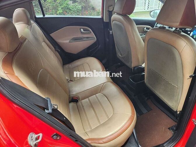 Kia rio 2015 1.4 MT Sedan