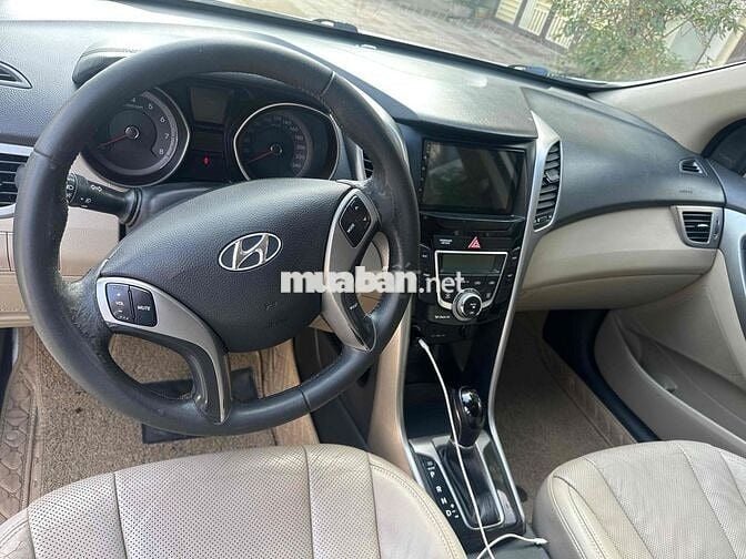 xe nhập khẩu 2012, đi trắc chắn bền bỉ