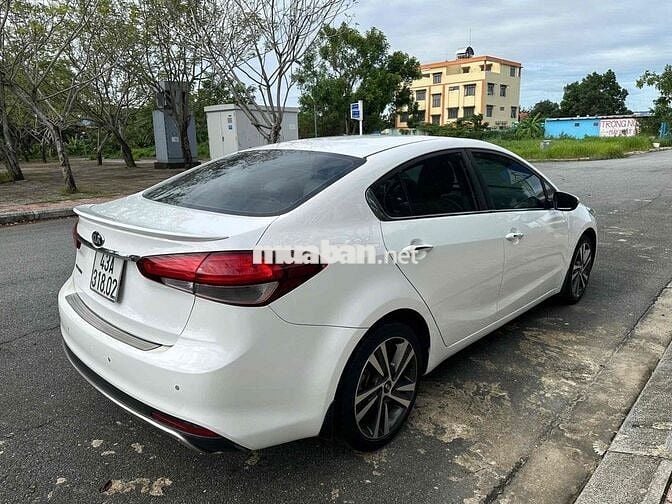 Kia Cerato 2017 1.6 AT - 100000 km