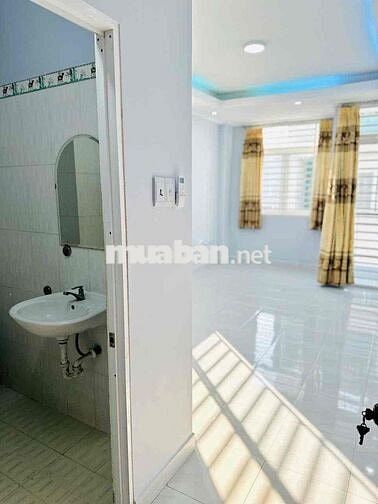 Cho Thuê Phòng Nguyên Tầng 2 Đã Lắp Máy Lạnh Tiết Kiệm Điện