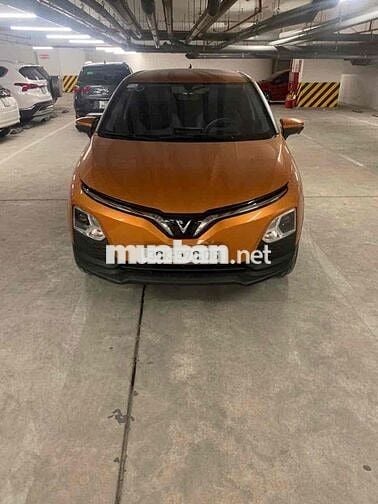Chính chủ bán xe vf5 plus, màu cam, sx 2023