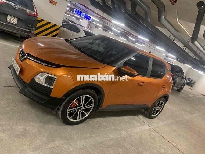 Chính chủ bán xe vf5 plus, màu cam, sx 2023