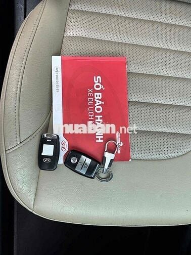 Kia Cerato 2017 1.6 AT - 100000 km