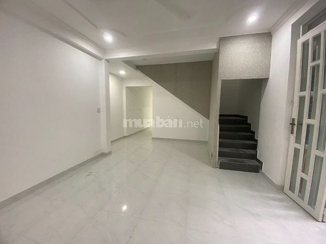 Bán nhà cấp4 sát mặt tiền Lê Quang Định, HXH, 93m2 giá chỉ 10.5 tỷ