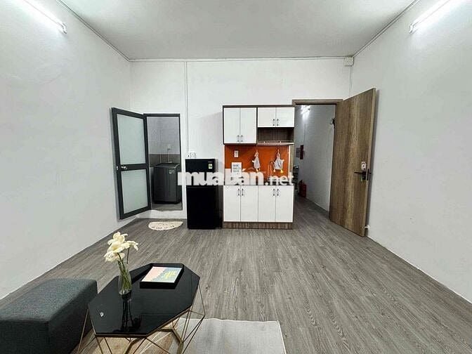 CHO THUÊ CHDV 2PN BAN CÔNG PHÚ NHUẬN