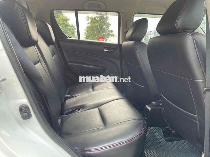 cần bán Suzuki swift 2016 AT xe đẹp xuất sắc