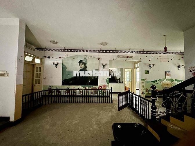 CHO THUÊ NHÀ 10PN NGUYÊN VĂN ĐẬU P5 PHÚ NHUẬN