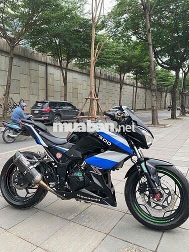 Kawasaki Z 300 abs biển số 29- xe đẹp chất- bô độ