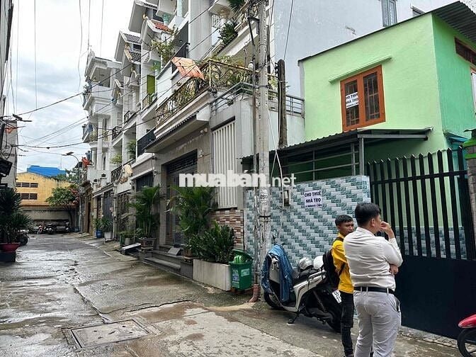 cho thuê nhà trọ nguyên căn giá rẻ,20m2, có gác suốt,hẻm xe hơi