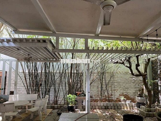 BT cho thuê nhà sân vườn - Vĩnh Hòa