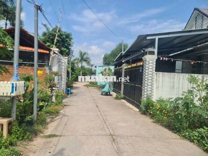 1,950 TỎI TÂN AN,  8tr/1m2 GIÁ ĐẤT TÂY NINH