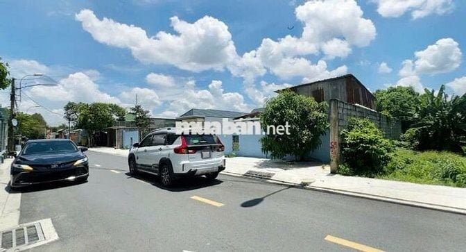 Bán đất 131m2 giá 1 tỷ gần bệnh viện đa khoa Xuyên Á & KCN, SHR