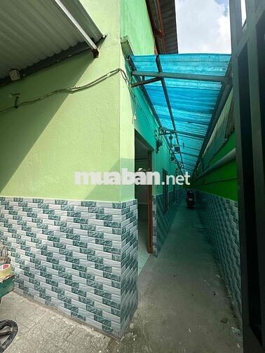 cho thuê nhà trọ nguyên căn giá rẻ,20m2, có gác suốt,hẻm xe hơi