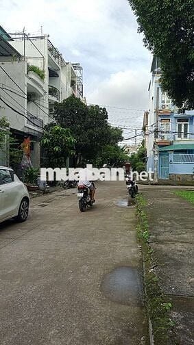 Không Gian Sống Xanh, Xe Hơi Ngủ Trong Nhà, 4 Tầng 4 PN