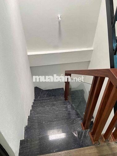 NHÀ XÂY MỚI_ NGỌC THUỴ_ THƠM MÙI SƠN( NHANH THÌ CÒN)