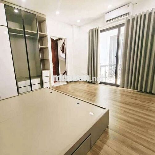 Đông Ngạc - 38m, 2 thoáng - Ô tô đỗ cửa - Sát phố, ngõ thông.