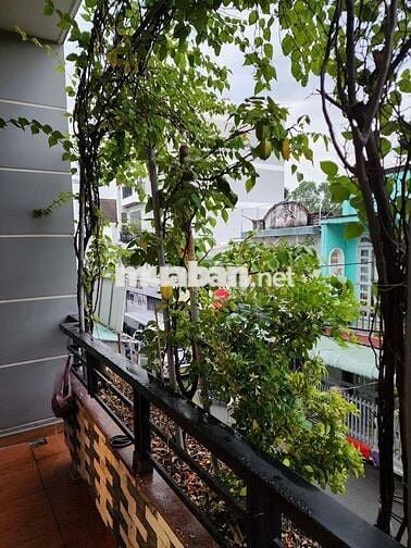 Chính chủ cần bán căn nhà 1/ LÊ ĐỨC THỌ, 3 TẦNG, HẺM XE TẢI.