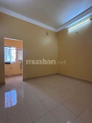 MẶT TIỀN NỘI BỘ P4Q8 48m2 trệt 2 lầu đúc sân thượng 8ty4 tl 