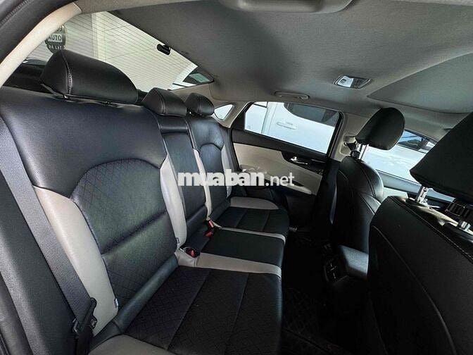 Kia K3 2022 Luxury- Odo 27.000km – Logo mới