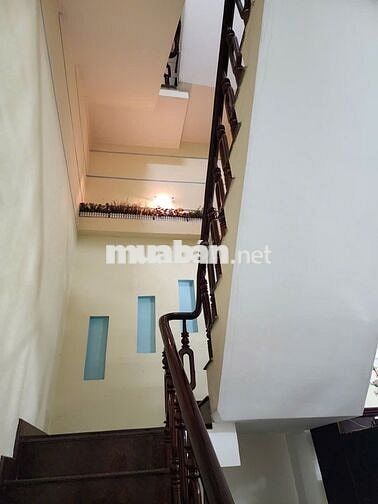 Chính chủ cần bán căn nhà 1/ LÊ ĐỨC THỌ, 3 TẦNG, HẺM XE TẢI.