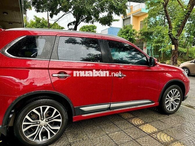 Mitsubishi Outlander 2018 2.0 CVT - 90000 km