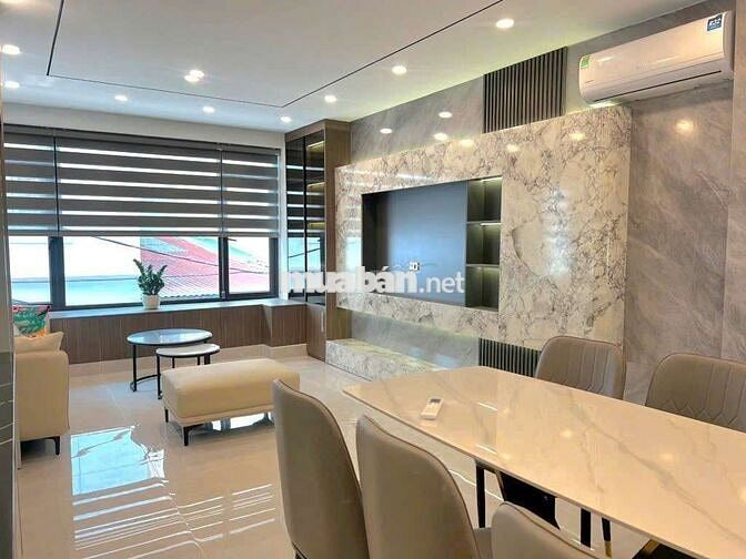 LÔ GÓC 7 TẦNG THANG MÁY LONG BIÊN GARA ÔTÔ 4 PHÒNG NGỦ FULL NỘI THẤT