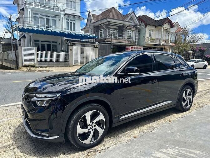 VinFast VF8 2023 Eco - 35599 km