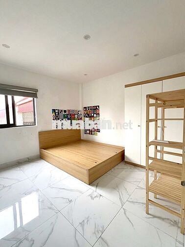 Nhà cô Cho thuê 3-4 Phòng Đường láng, Chùa láng