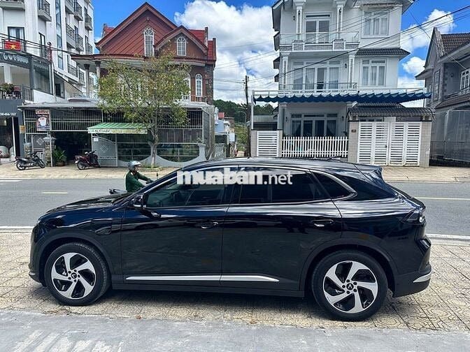 VinFast VF8 2023 Eco - 35599 km