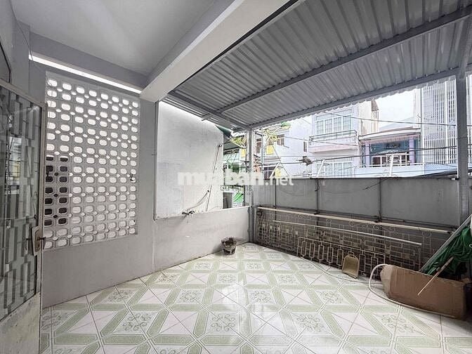 CHO THUÊ NHÀ Ở KINH DOANH ĐƯỜNG BẠCH ĐẰNG GIÁ 15 TRIỆU/THÁNG