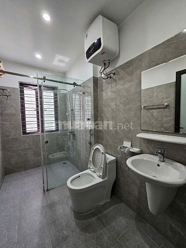 Cần bán căn nhà 4 tầng full nội thất tại 263 Lạch Tray Hải Phòng