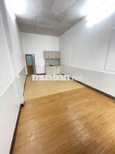 PHÒNG TRỌ GIÁ RẺ 30M2 NGAY CẦU CHÁNH HƯNG