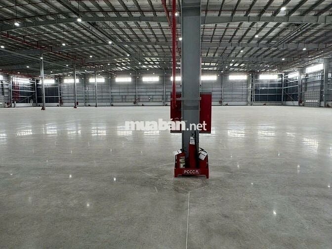 Cho thuê kho xưởng đẹp 5.000m2 - 10.000m2 , tại KCN Bến Lức , Long An