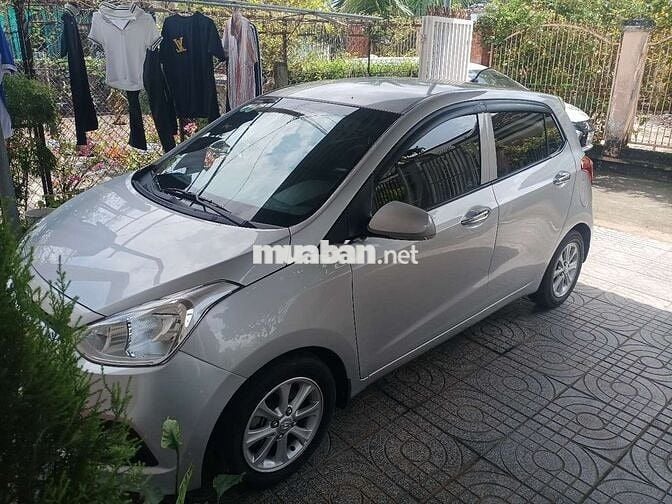 Đời 2016 Grand 1.0 MT - 98000 km