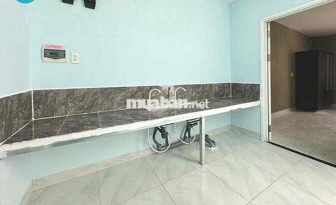 Studio ban công tách bếp có bồn tắm 3tr5-5tr6 1PN-2PN