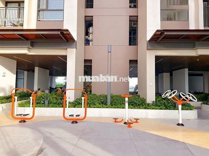 Thuê Nhanh căn hộ Studio 4tr có bancon nhà mới tại Opal Skyline