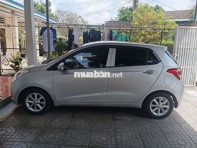 Đời 2016 Grand 1.0 MT - 98000 km