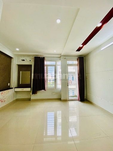 CHO THUÊ NHÀ NGUYÊN CĂN, DT 4,5M X 15M ĐƯỜNG Ô TÔ XE TẢI, QUAY ĐẦU 