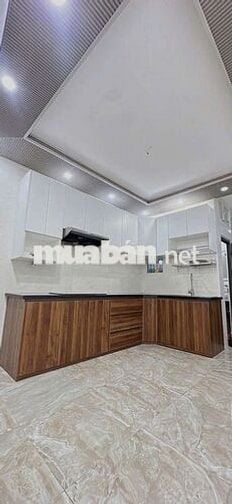 Cho thuê nhà mới, HXH CMT8 3PN giá 18 triệu