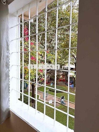 Thuê nhà lầu 1 chung cư A2 Phan Xích Long