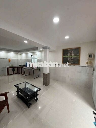 Cho thuê nhà nguyên căn góc hẻm Dương Bá Trạc P1 Quận 8
Giá 14 triêu