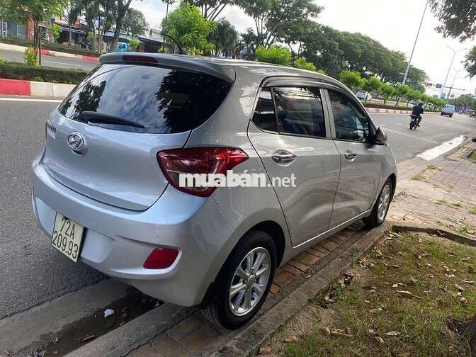 Đời 2016 Grand 1.0 MT - 98000 km