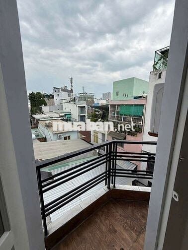 Cho thuê nhà nguyên căn góc hẻm Dương Bá Trạc P1 Quận 8
Giá 14 triêu