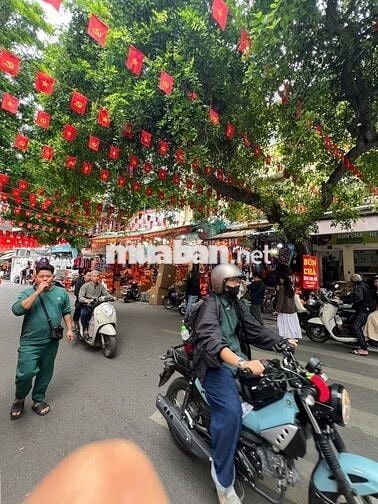MẶT ĐƯỜNG HÀNG MÃ - TRUNG TÂM HOÀN KIẾM - MẶT PHỐ - NỞ HẬU- KINH DOANH