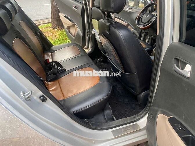 Đời 2016 Grand 1.0 MT - 98000 km