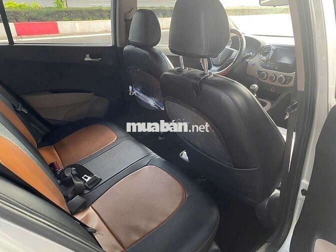 Đời 2016 Grand 1.0 MT - 98000 km